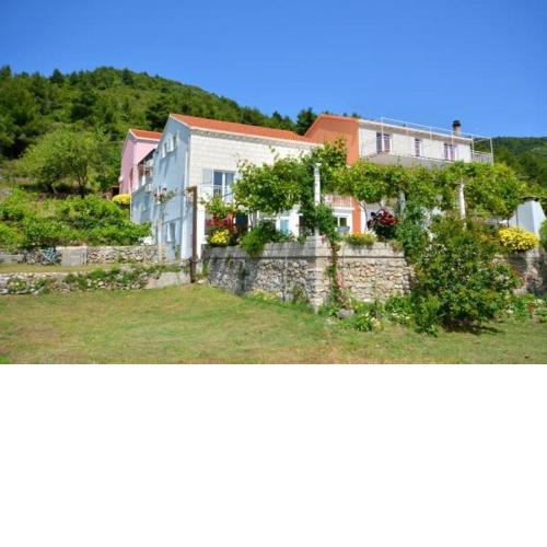 2-bedroom apartment with large terrace 3558-1