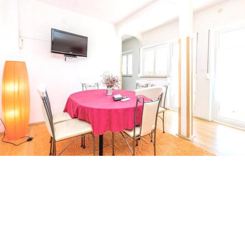 3 bedrooms appartement at Palit 550 m away from the beach with city view shared pool and enclosed garden
