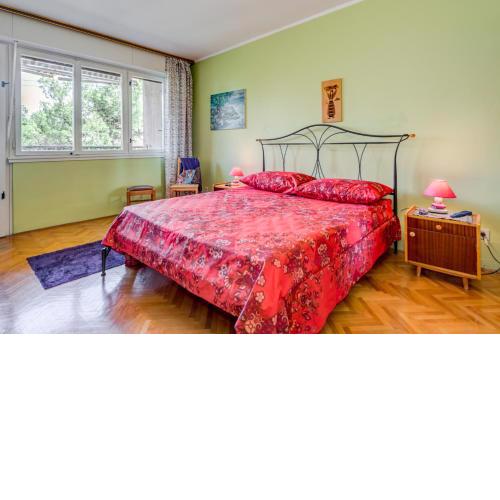 A quiet apartment with balcony in the center of Split