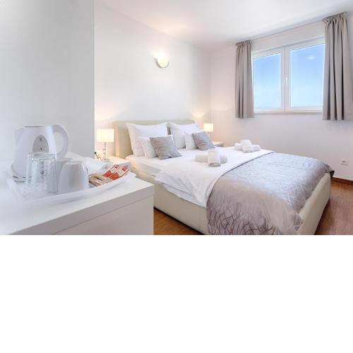 Adriatic Queen Rooms & Apartments