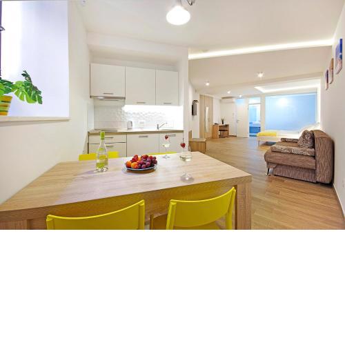 Alos Center Apartments