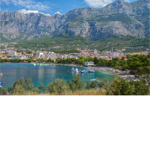 Amazing Apartment In Makarska With Wifi And 2 Bedrooms 2