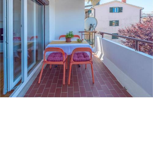 Amazing apartment in Porec with WiFi and 2 Bedrooms