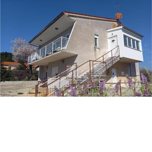 Amazing apartment in Pula with WiFi and 2 Bedrooms