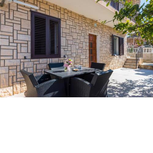 Amazing apartment in Sibenik-Brodarica w/ WiFi and 2 Bedrooms