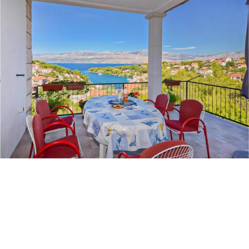Amazing apartment in Splitska - Postira with 3 Bedrooms and WiFi