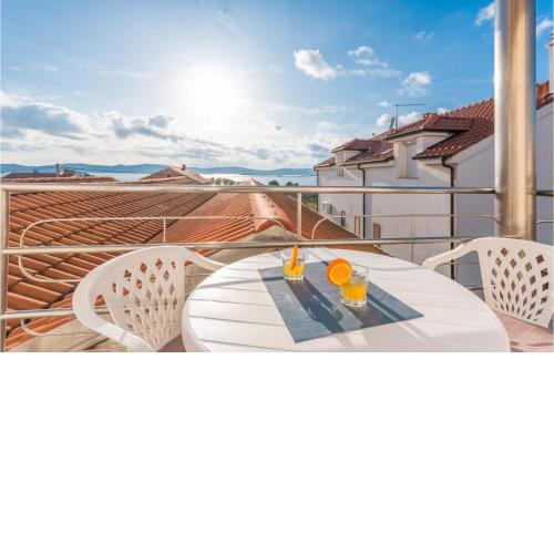 Amazing apartment in Sveti Filip i Jakov w/ 1 Bedrooms