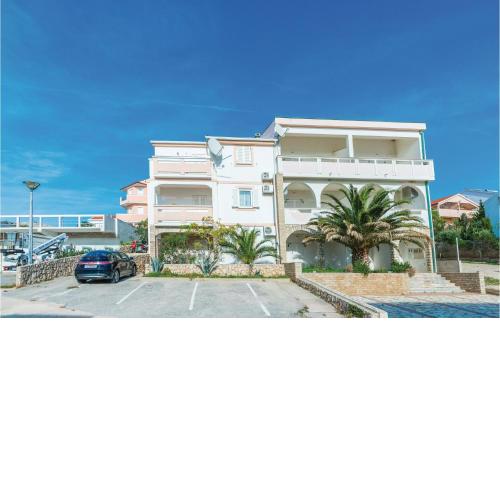 Amazing apartment in Vidalici with 1 Bedrooms and WiFi