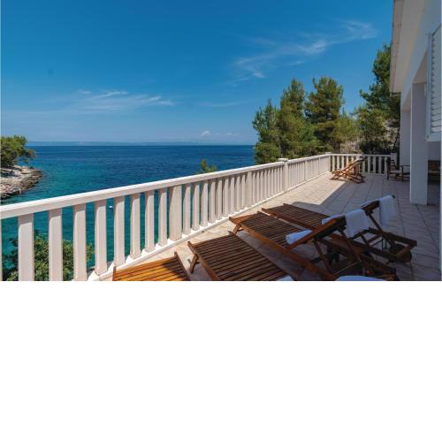 Amazing home in Blato w/ WiFi and 4 Bedrooms