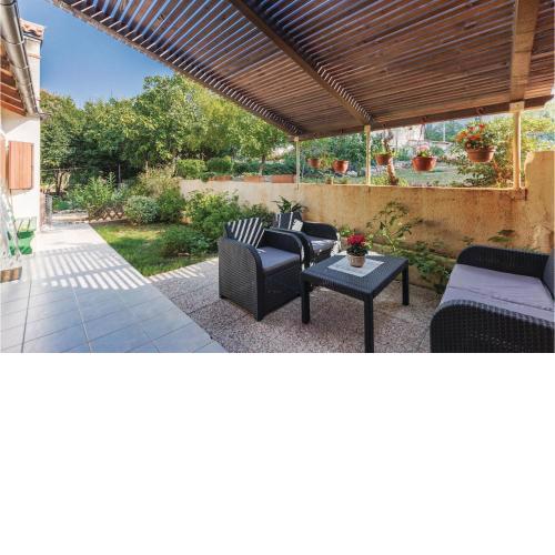 Amazing home in Pula with 2 Bedrooms and WiFi