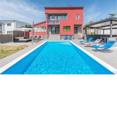 Amazing home in Pula with 3 Bedrooms, WiFi and Outdoor swimming pool