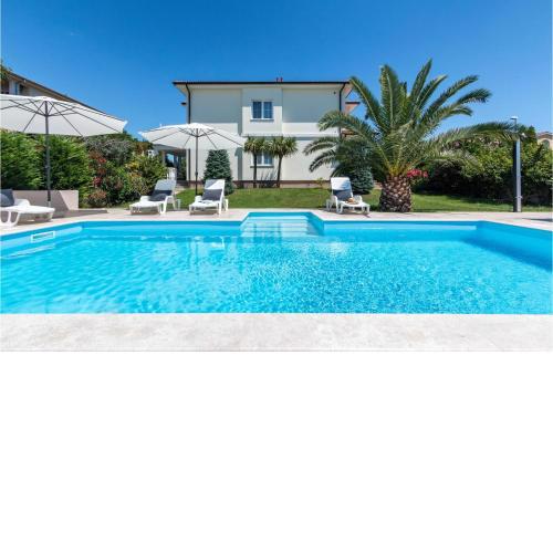 Amazing Home In Pula With 4 Bedrooms, Wifi And Outdoor Swimming Pool