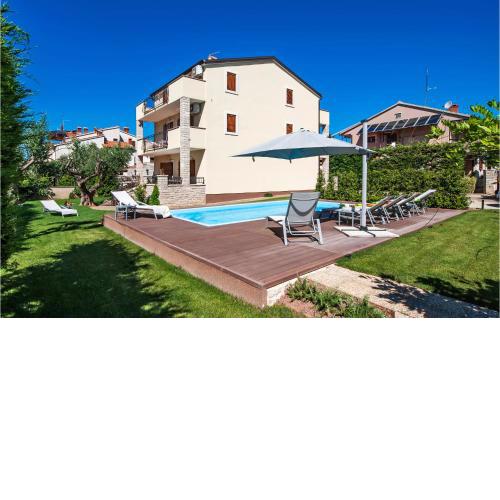 Amazing home in Rovinj with Outdoor swimming pool and 7 Bedrooms