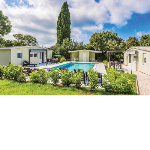 Amazing Home In Rovinj With Wifi, Outdoor Swimming Pool And Heated Swimming Pool