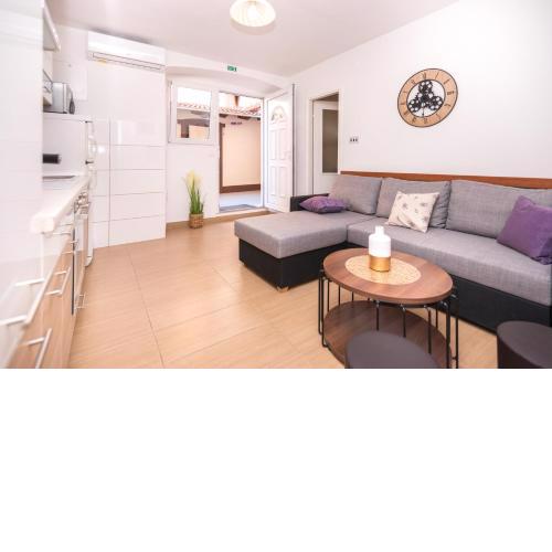 Anamari luxury apartment