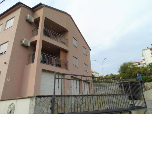 Apartman Crikvenica 30244 - Visnja silver