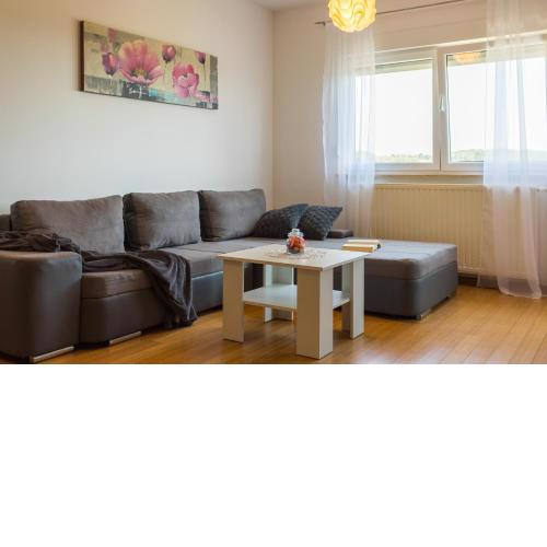 Apartman E&T ****