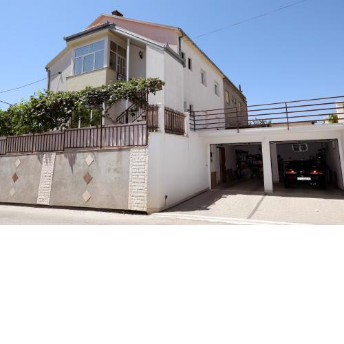 Apartman Knezo