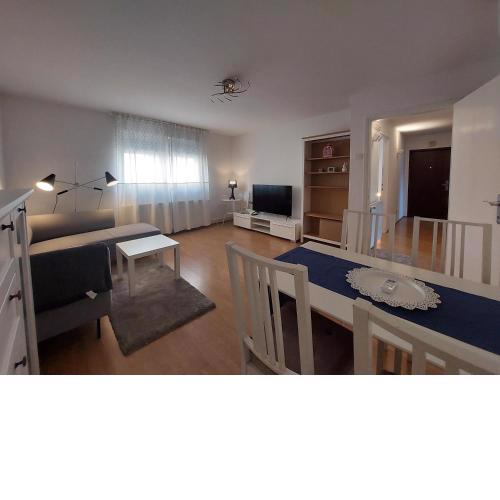 Apartman Lara