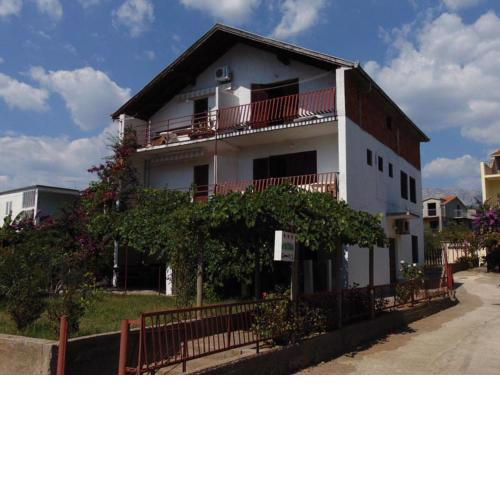 Apartman Sucuraj