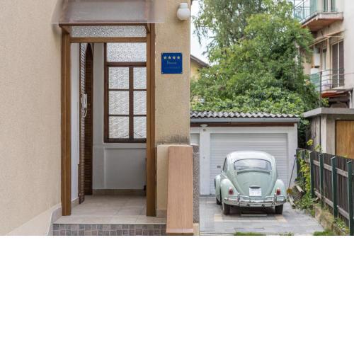 Apartment 7