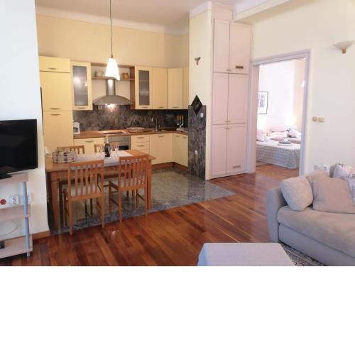 Apartment Any