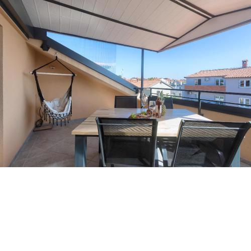 Apartment Ari - Pula, cozy with roof terrace
