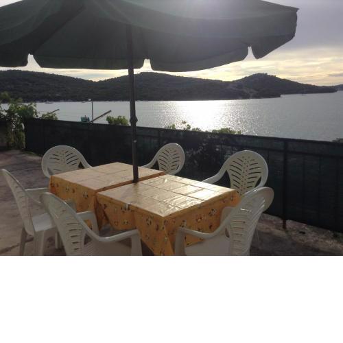 Apartment Bila - 15m from the sea