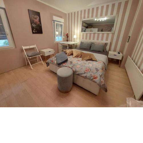 Apartment Bonjour, 5th floor, city center