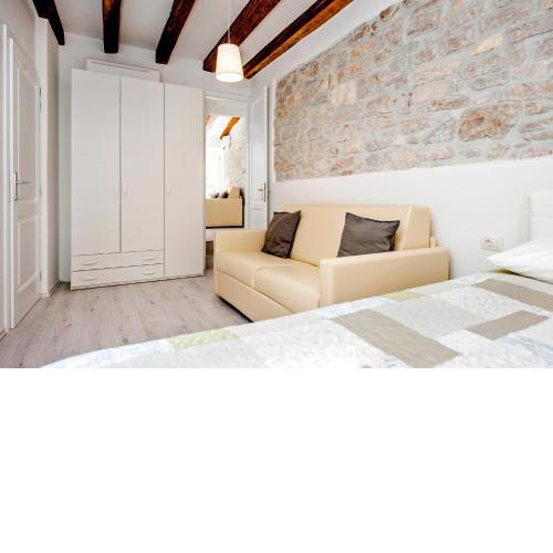 Apartment CA’ 1620 - Rosa selvatica