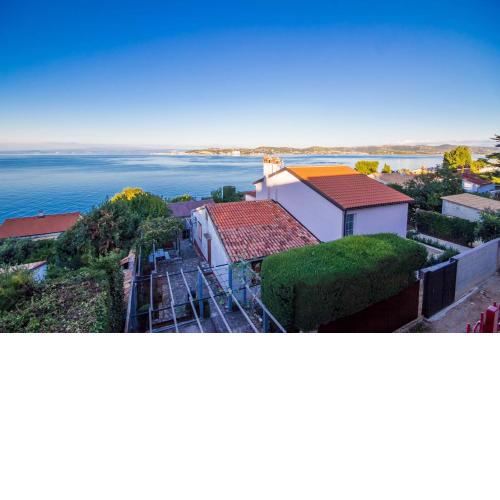 Apartment Crveni