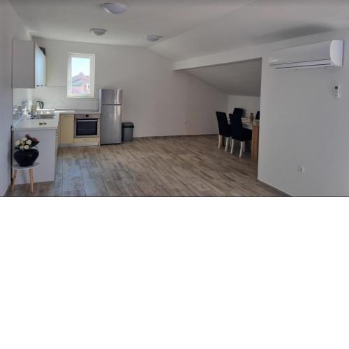 Apartment Dijana - Novalja