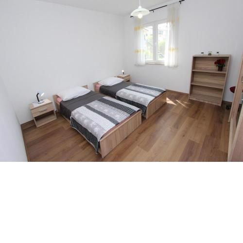 Apartment Dina