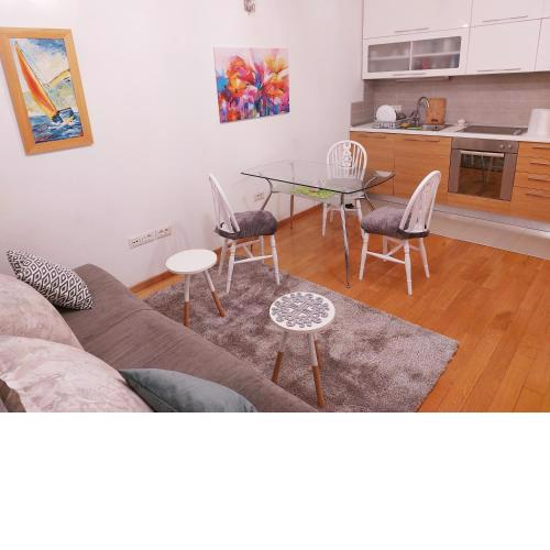 Apartment Divas Split