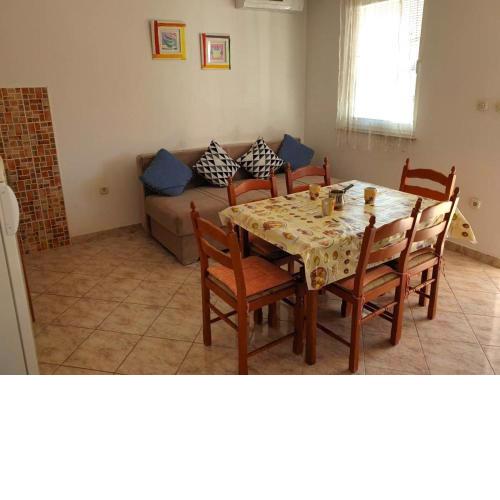 Apartment Dobby