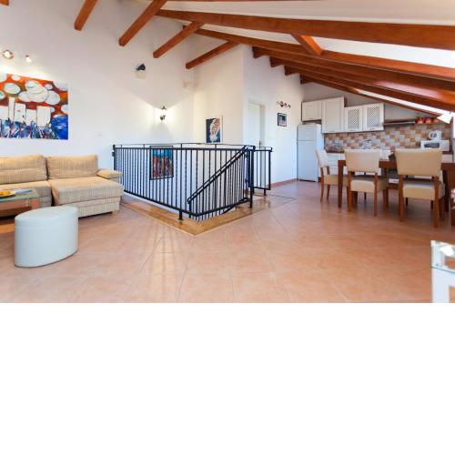Apartment Ermineous A34