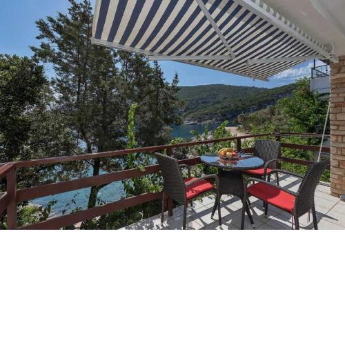 Apartment Grozdana - 5m from beach