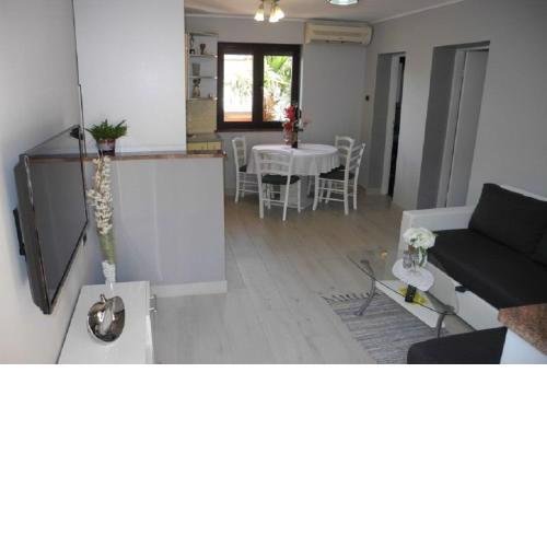 Apartment Igor 22 pax