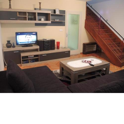 Apartment In Centre for 7