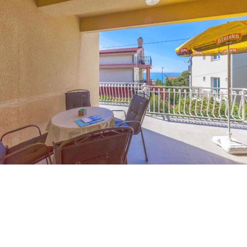 Apartment in Crikvenica 39156