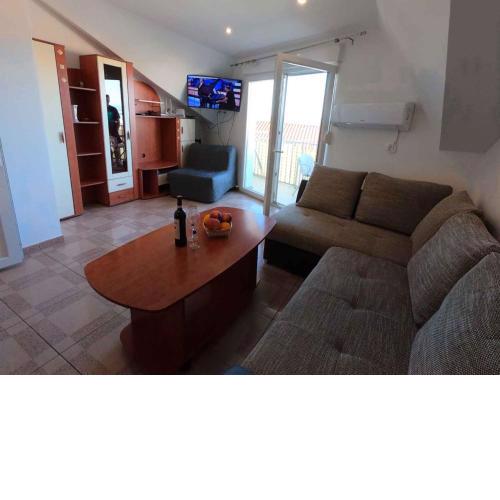 Apartment in Crikvenica 42427