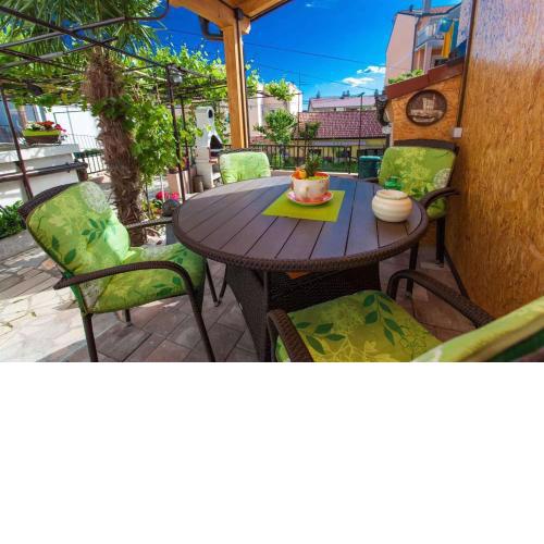 Apartment in Crikvenica 5176
