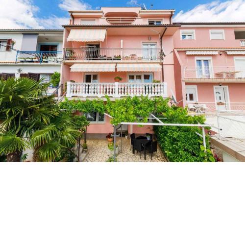 Apartment in Crikvenica 5614