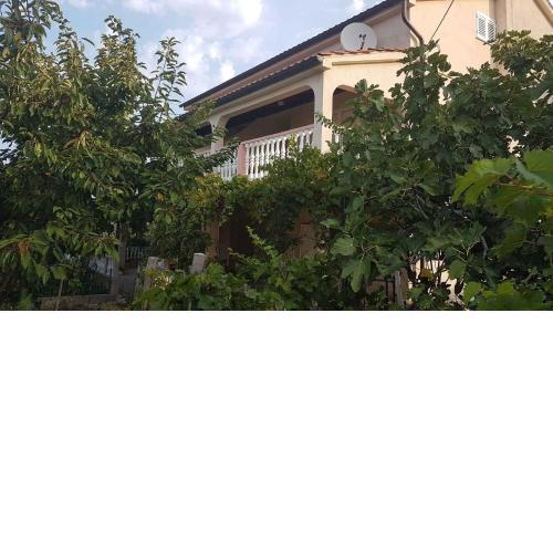 Apartment in Lopar with Two-Bedrooms 1