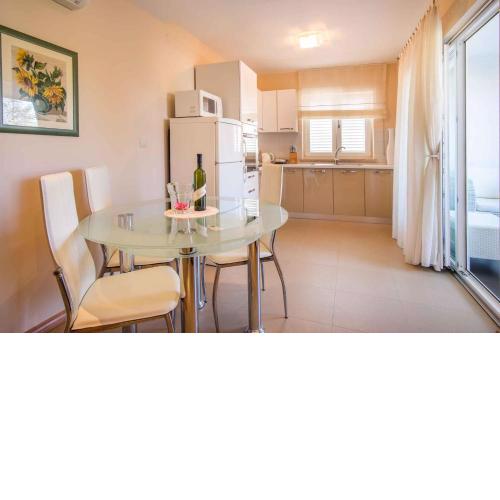 Apartment in Malinska - Insel Krk 43327
