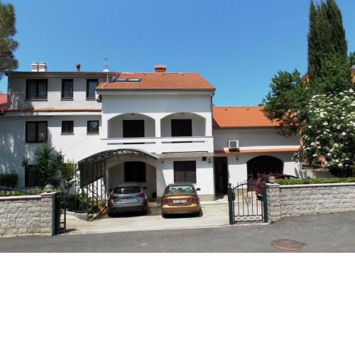 Apartment in Malinska with Seaview, Terrace, Air condition, WIFI (4690-3)