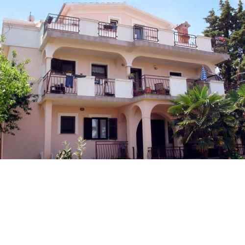 Apartment in Malinska/Insel Krk 14773