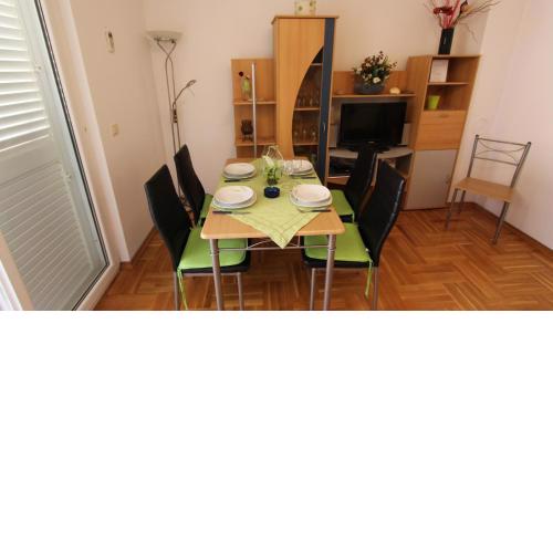 Apartment in Malinska/Insel Krk 38657
