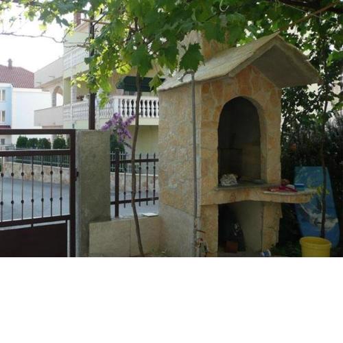 Apartment in Okrug Gornji with Seaview, Terrace, Air condition, WIFI (4790-5)