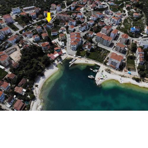 Apartment in Okrug Gornji with terrace, air conditioning, WiFi, washing machine 5157-1